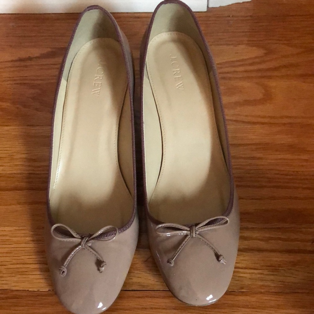 J. Crew patent leather nude pump. In deep blush. Size 9